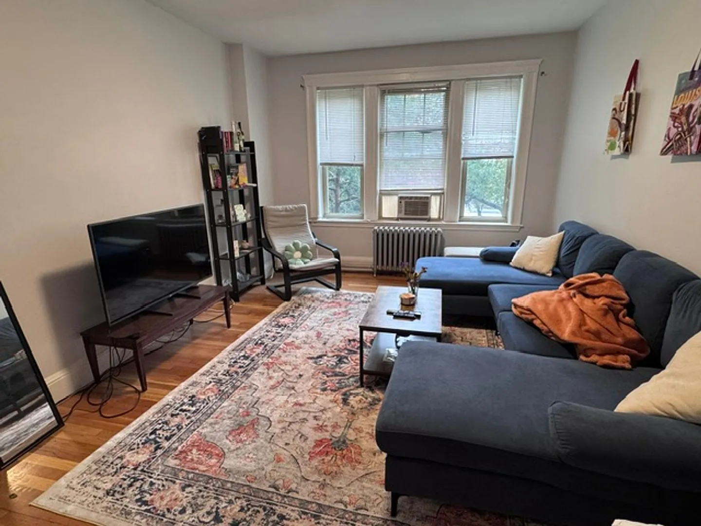 No Fee!! Great Allston 2 Bed With Ht, Hw Included — Photo 2