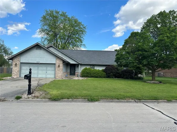 908 Fox Glenn Ln, Belleville, IL 62221