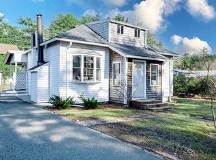 5 Hermitage Rd, Marion, MA 02738