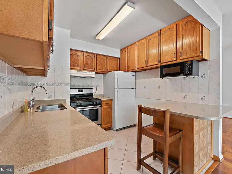 4420 Briarwood Ct N #25 — Photo 8