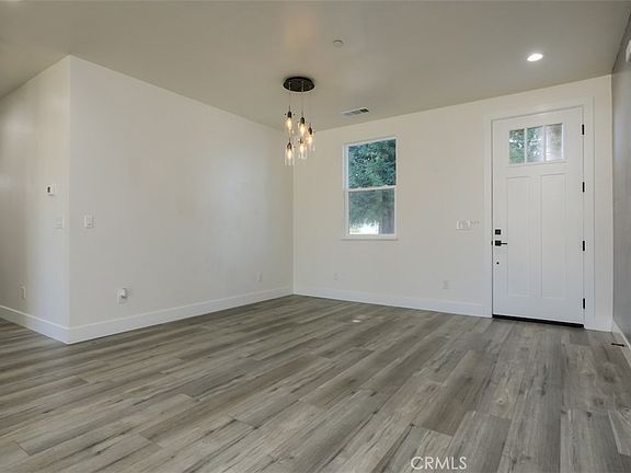 5th image of 5682 Newman Ave