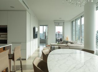 885 Cambie St #1404, Vancouver, BC V6B0R6