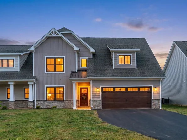 20 Kiley Ln, Stuarts Draft, VA 24477