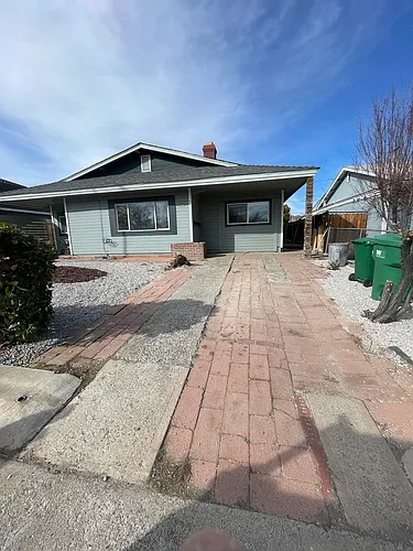 665 Winston Dr #B Photo 1 665 Winston Dr #B Photo 1