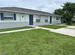 1213 NE 8th St, Cape Coral, FL 33909