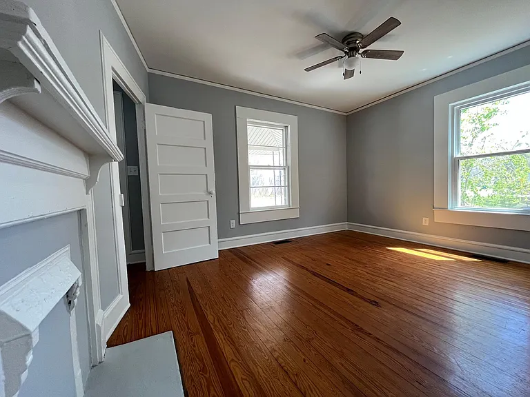 27 Saco St — Photo 9