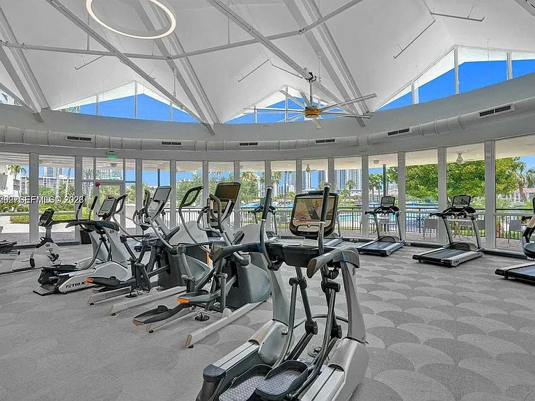 2500 Parkview Dr #1008 — Photo 31