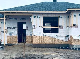 700 Lafrance Cres, Hawkesbury, ON K6A3W9