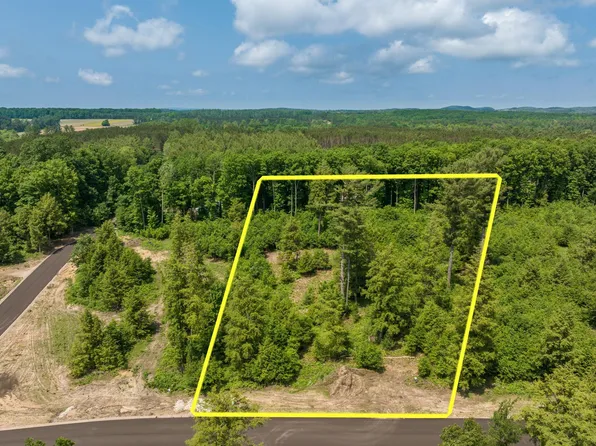 8886 Hemlock Hill Dr #6, Traverse City, MI 49685