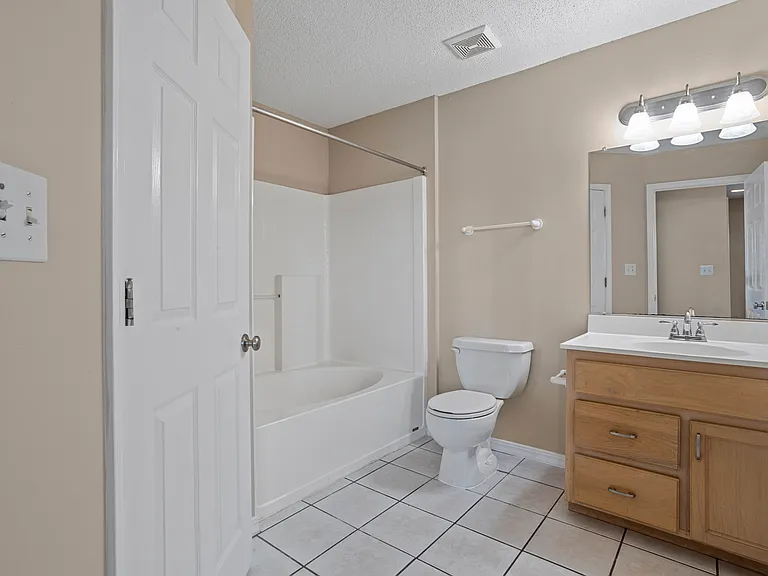 3230 Cumberland Rd #208 — Photo 13