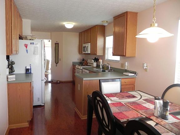 4th image of 3937 Boyer Ridge Dr