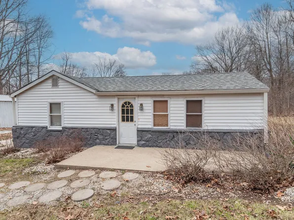 5884 N Blazing Star Rd, Monrovia, IN 46157