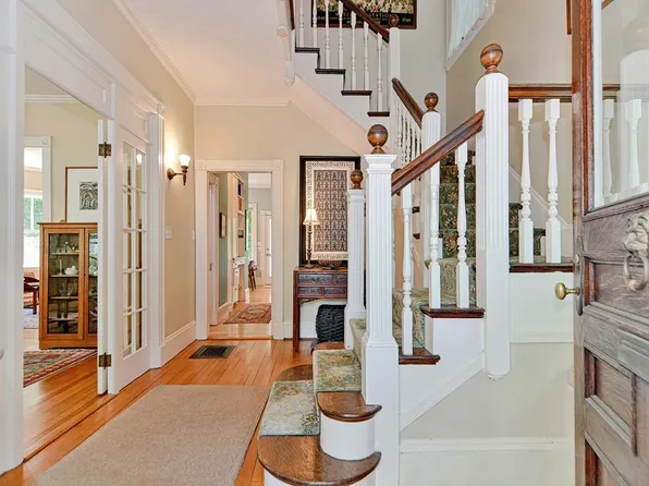 74 Elmhurst Rd, Newton, MA 02458