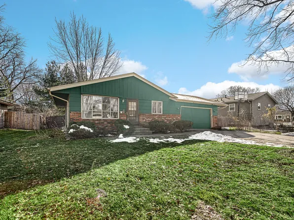 1226 Arnold Ave, Rockford, IL 61108