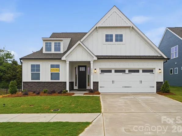 3062 Constitution Ln, Gastonia, NC 28056