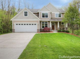 5822 Five Mile Rd NE, Ada, MI 49301