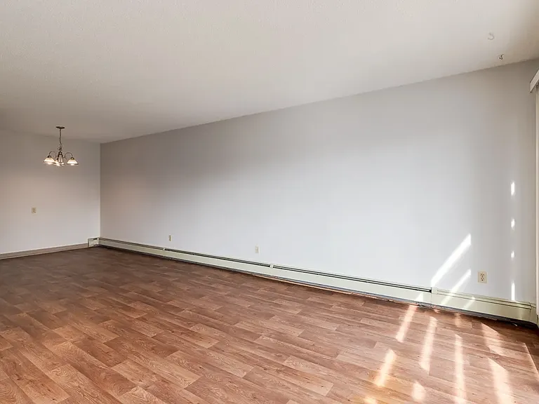 3805 Marlborough Dr NE — Photo 25