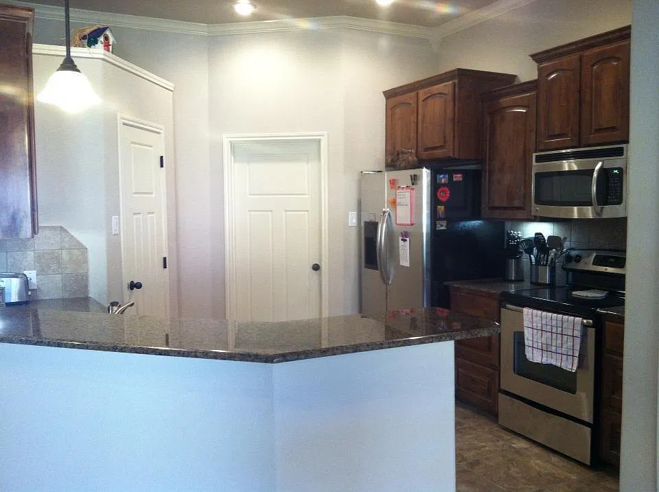 4 bed, 1721 sqft, $1,725 — Photo 3