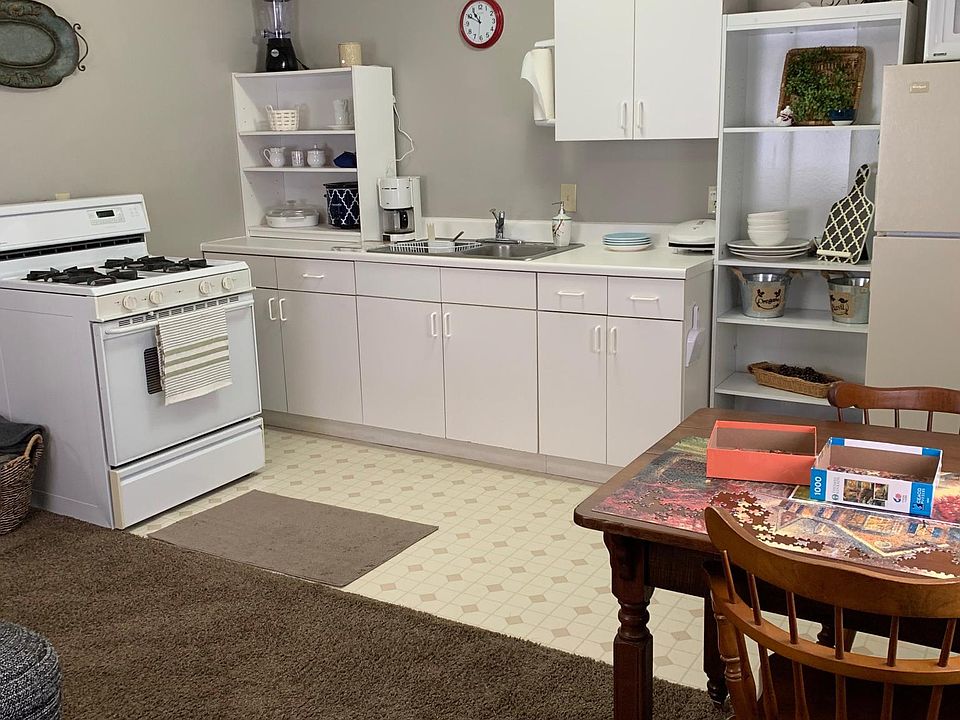 5770 Lake Elbo Rd 1, Manhattan, KS 66502 Zillow