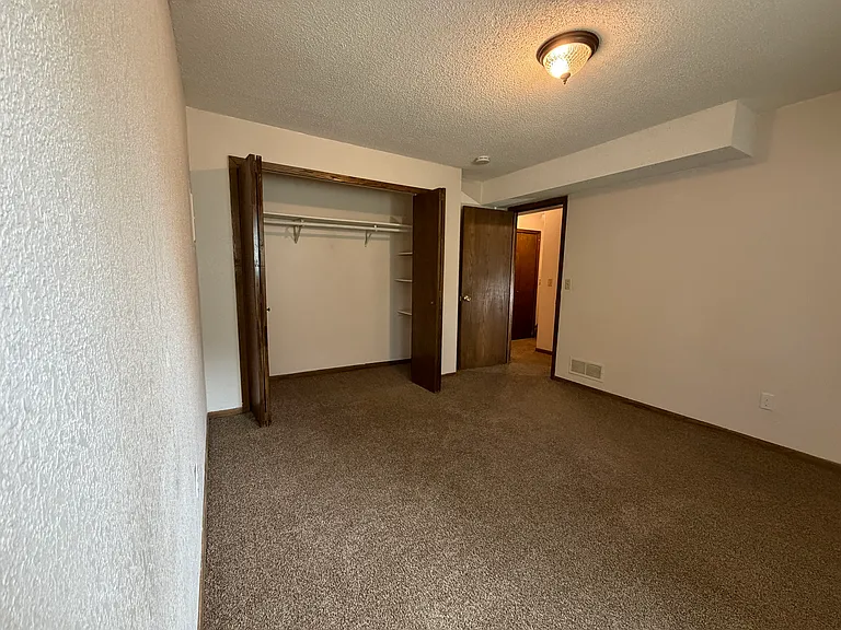 6433 Douglas Dr N — Photo 11