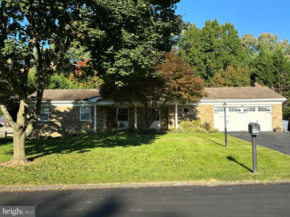 3042 Hickorymede Dr, Ellicott City, MD 21042