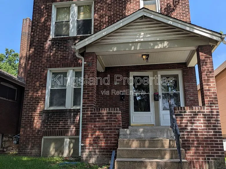 4725 Ray Ave #1 — Photo 14