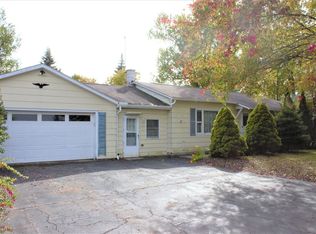 19 Maple St, Waymart, PA 18472