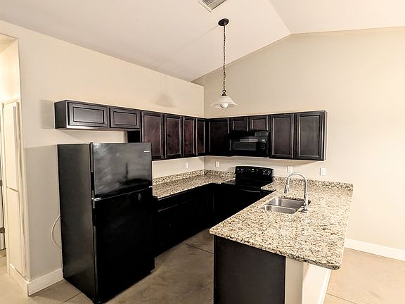 3rd image of 3341 E Sunflower Dr
