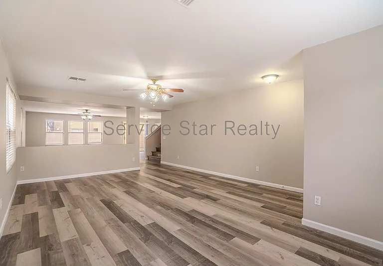 9425 W Wilshire Ave — Photo 5