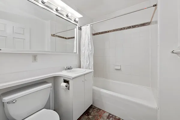 Rented by Compass | media 30