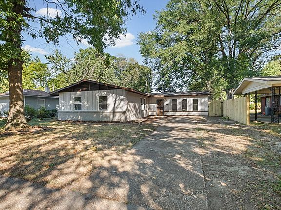 2nd image of 1480 Maxine St