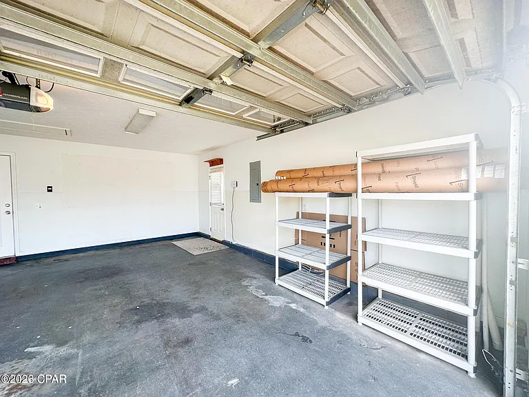 1814 Bowman Ln — Photo 4