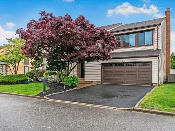 20 Princeton Drive, Syosset, NY 11791