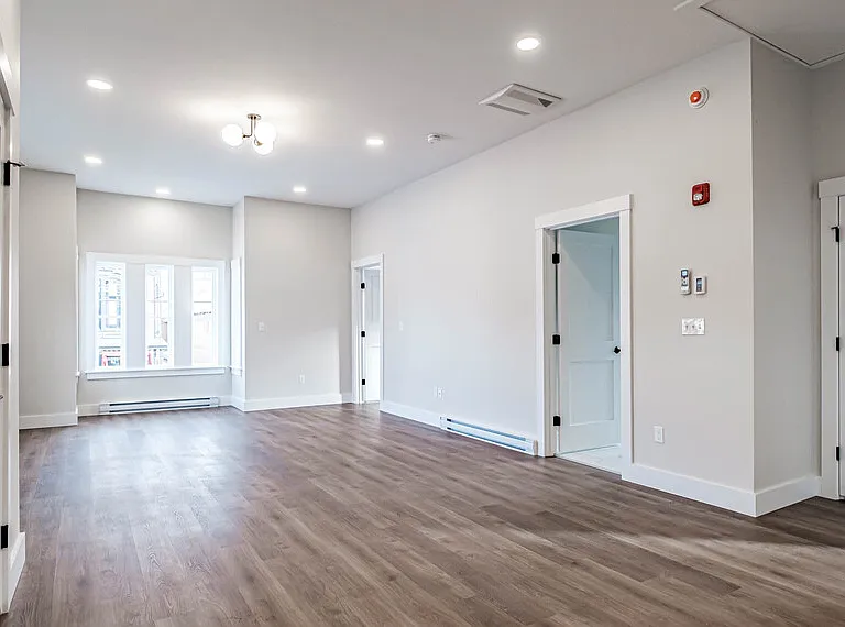 261 Main St #1 — Photo 12