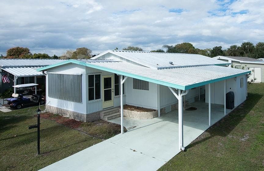 1st image of 502 Royal Tern Dr