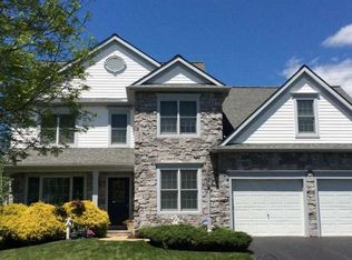 156 Jacobs Creek Dr, Hershey, PA 17033
