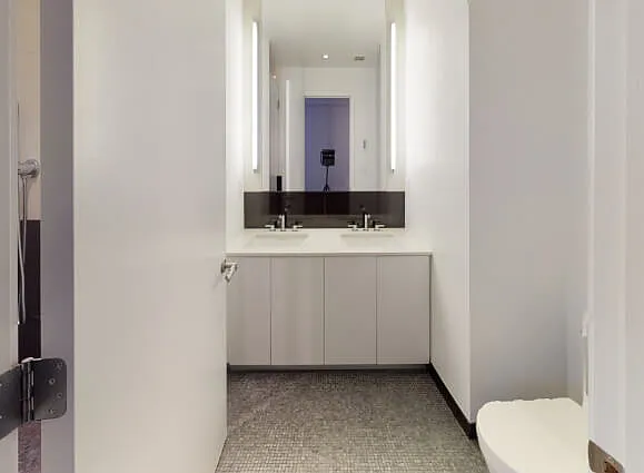666 W End Ave #20BB — Photo 2