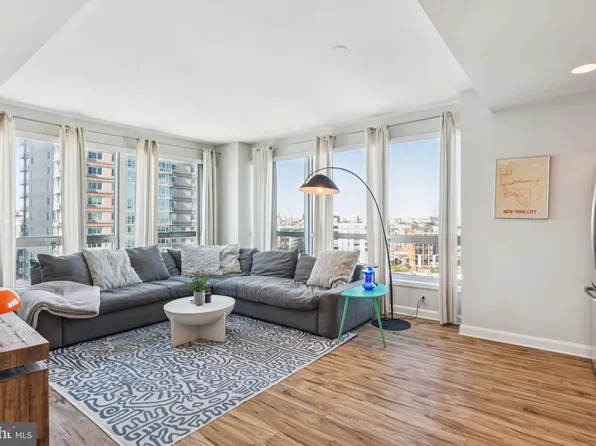 901 N Penn St Unit R1105, Philadelphia, PA 19123