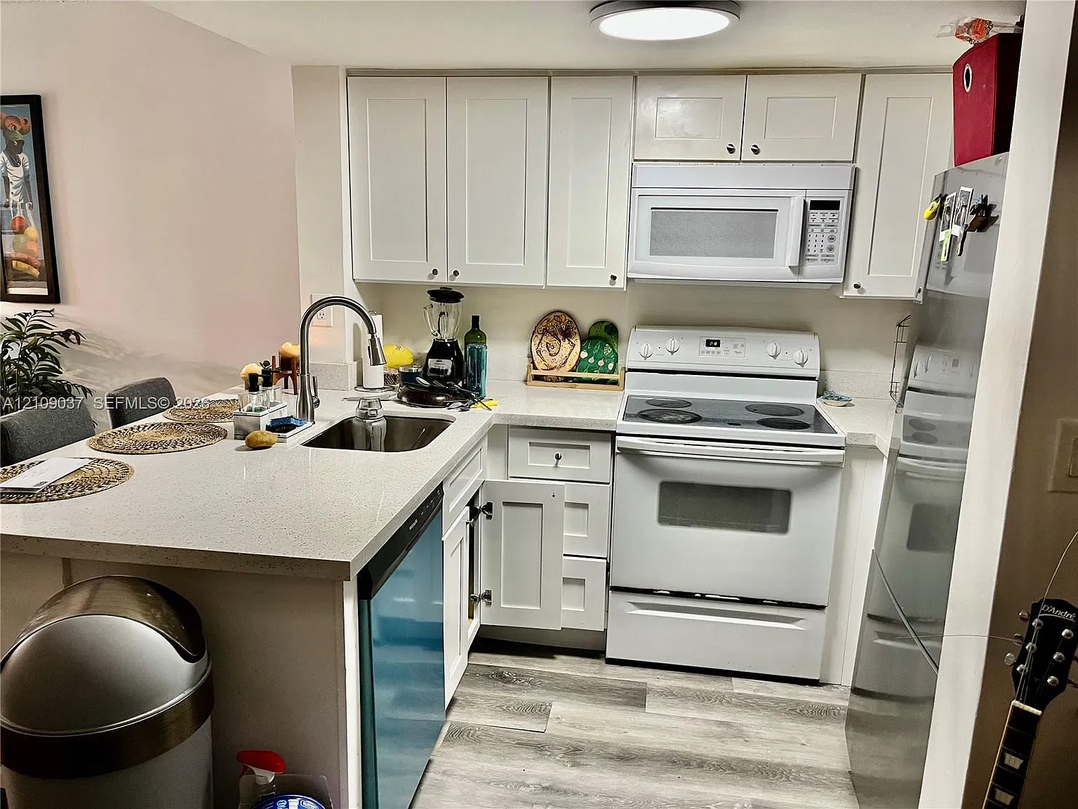 Coral Pointe Townhomes Co — Photo 4