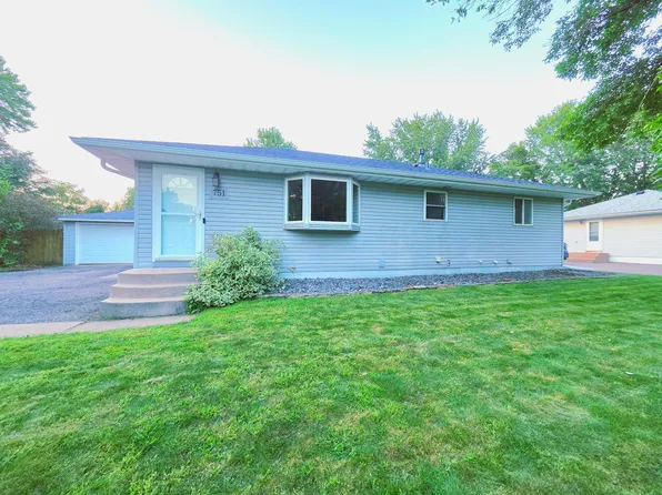 751 Paul Pkwy NE, Blaine, MN 55434