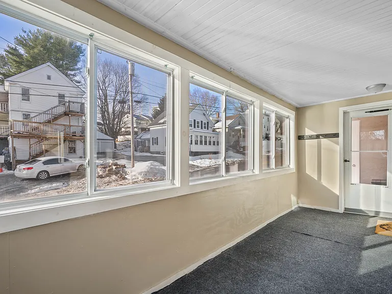 15 Jefferson St #1 — Photo 3