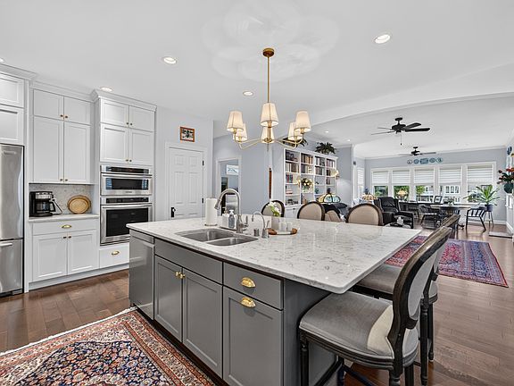 4th image of 7237 Lily Ln