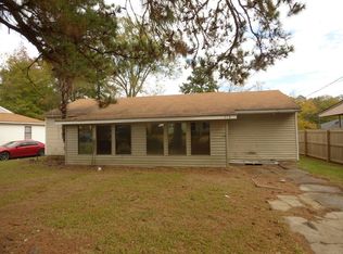 518 Hillcrest Ave, McComb, MS 39648