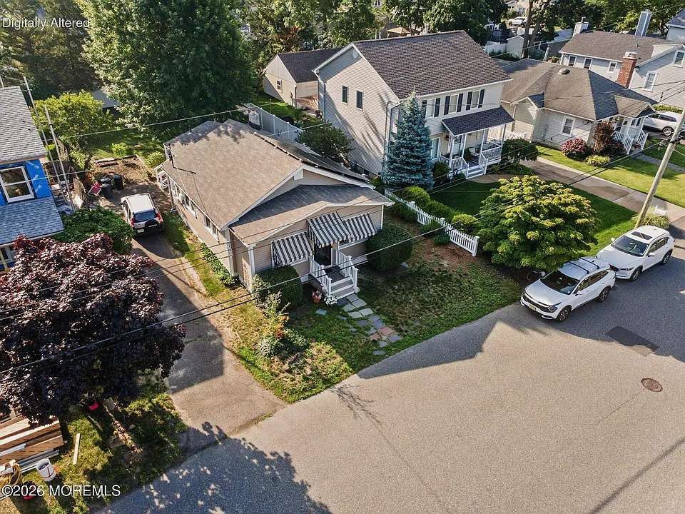 306 Hall Ave