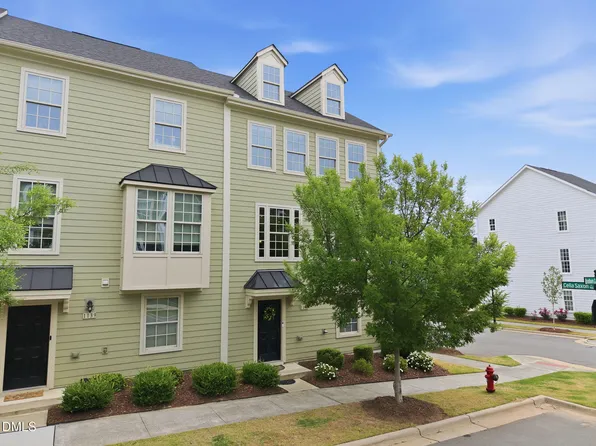 1141 Bradburn Dr, Durham, NC 27713