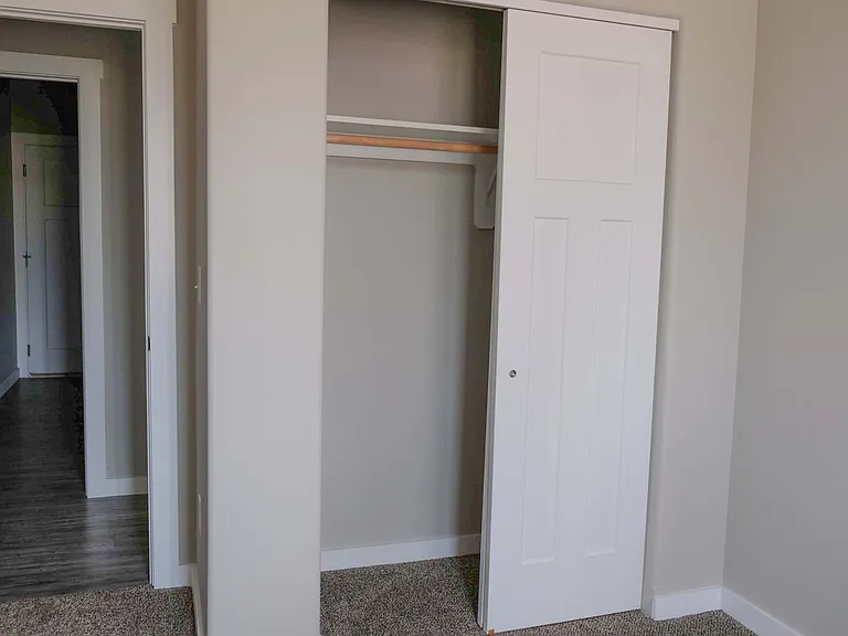 1133 S June Dr — Photo 20