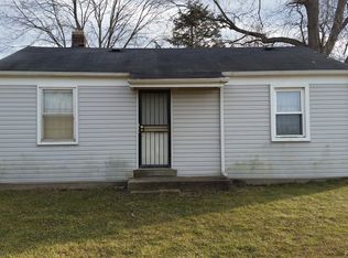 3300 Manning Dr, Inkster, MI 48141