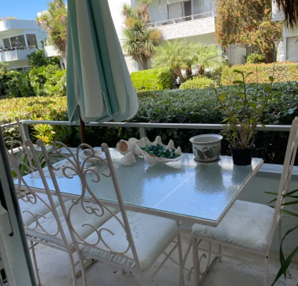 2362 Torrey Pines Rd — Photo 1