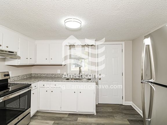 1680367_005_wm_-_kitchen_13428398.jpg