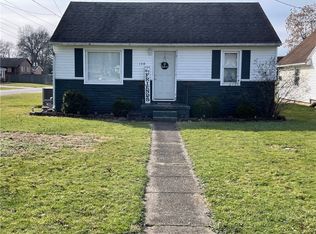 1318 10th St, Vienna, WV 26105